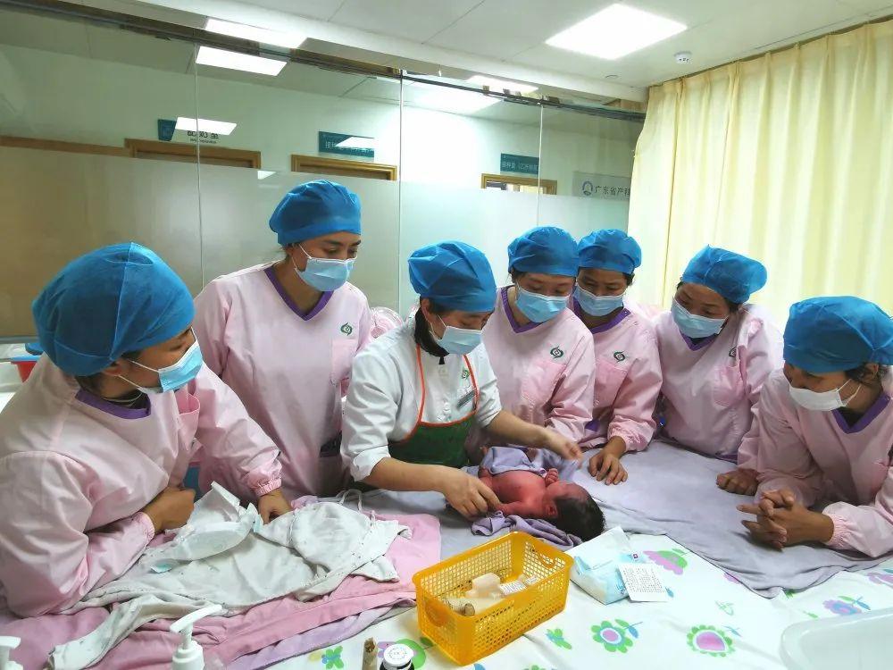汝州市妇婴监护型护送